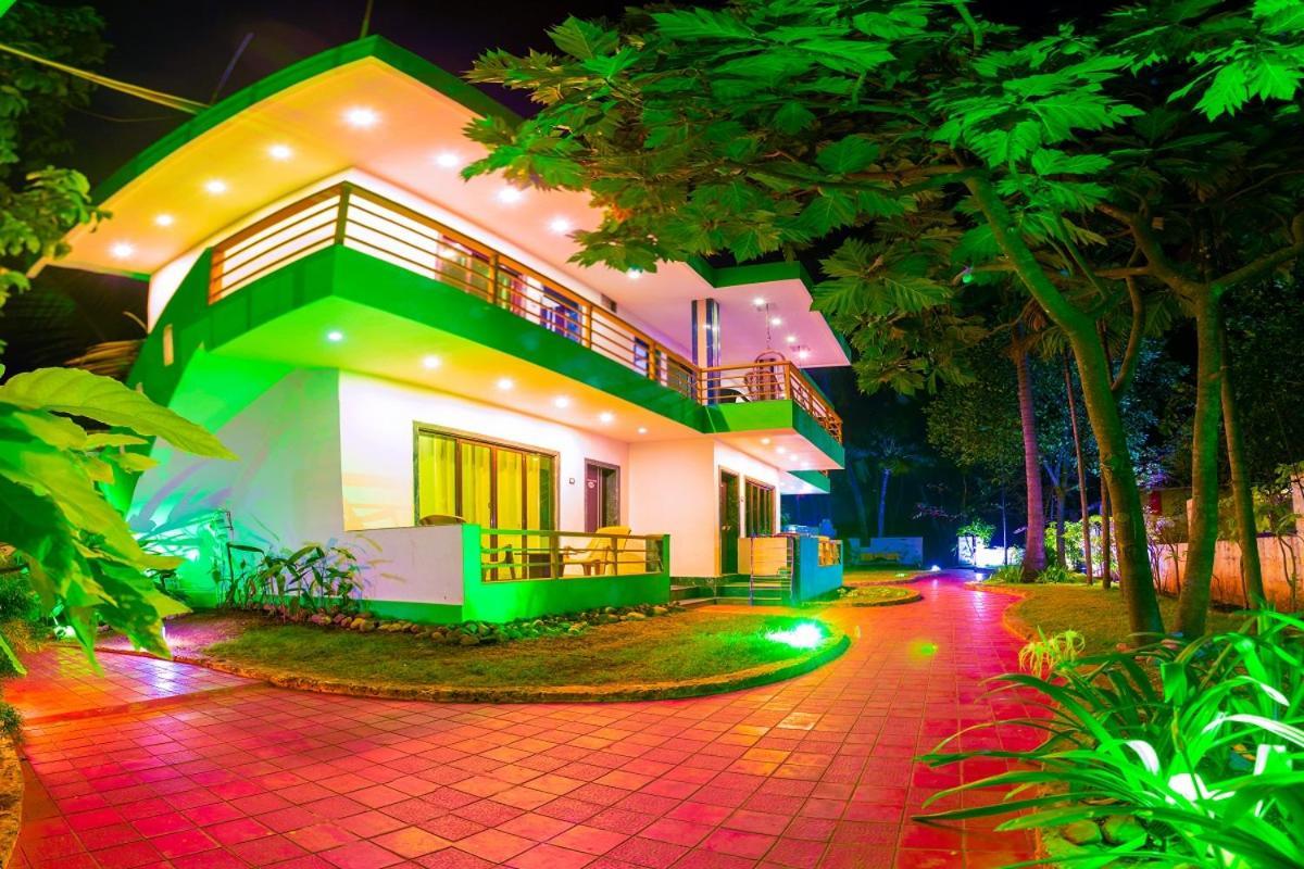 Kinara Resort Mālvan Buitenkant foto